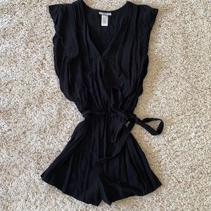 Women’s romper. Size M.